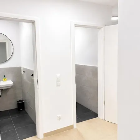 Apartment Thelabel Residences Frankfurt - Grey Label